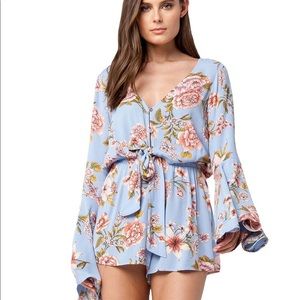 Billabong Sittin Pretty Floral Print Romper Sz L
